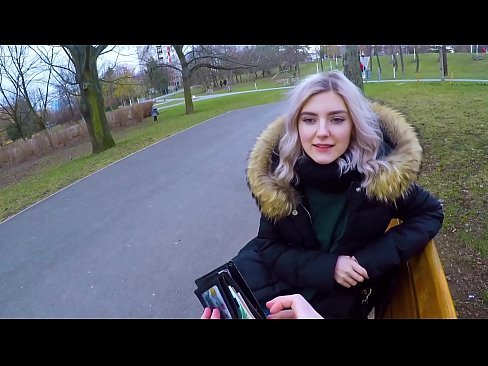 ❤️ Už pinigus nuryja karštą nepažįstamojo spermą - blowjob in the park by Eva Elfie ❤️❌ Rusų porno prie lt.sexonfire.ru ❌❤